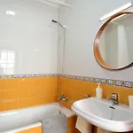 Vila Papagyo *