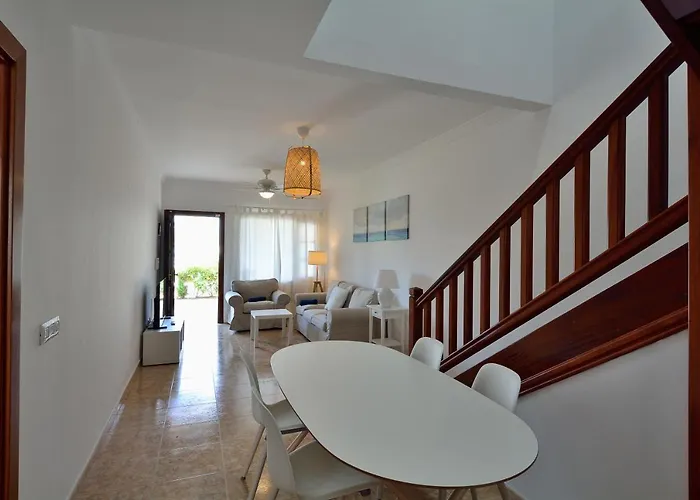 فيلة Papagyo بلايا بلانكا